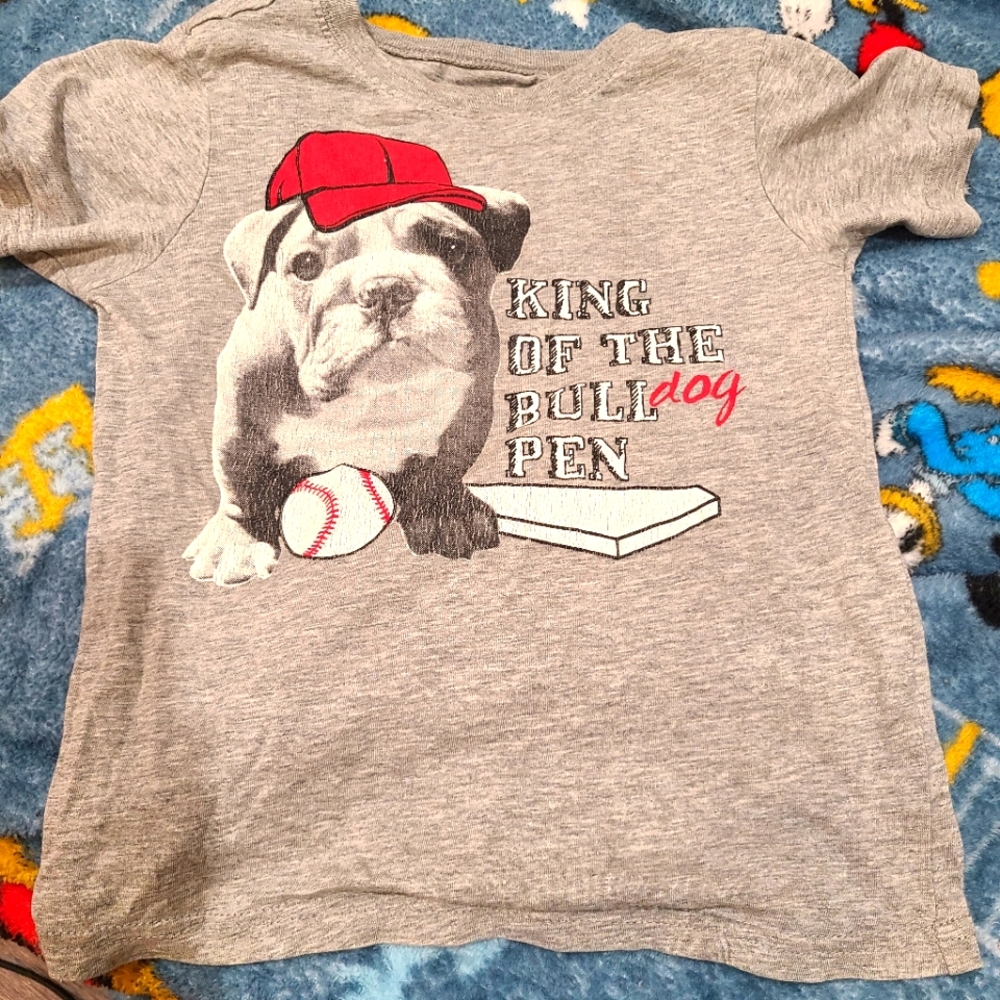 EUC 4T Children's place ⚾️ 👕 🐶
